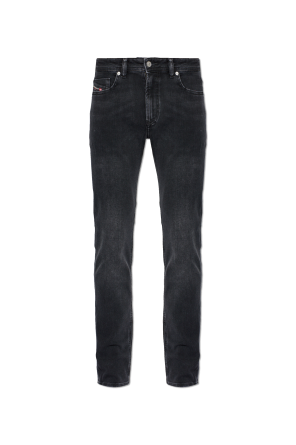 Gucci ブラックデニム スキニー LOVED 刺繍 Gucci ブラックデニム